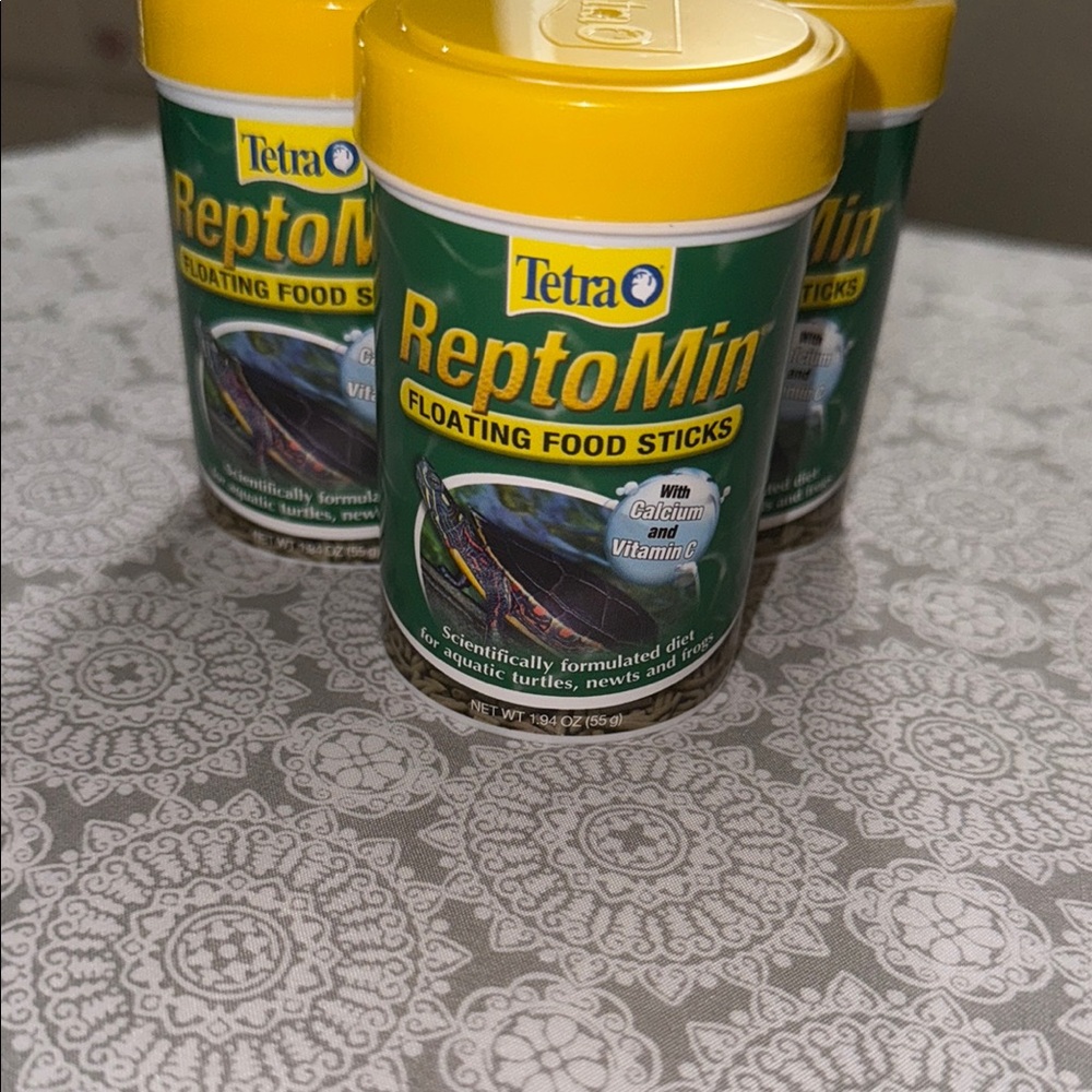 ReptoMin Floating Food Sticks - Yellow
